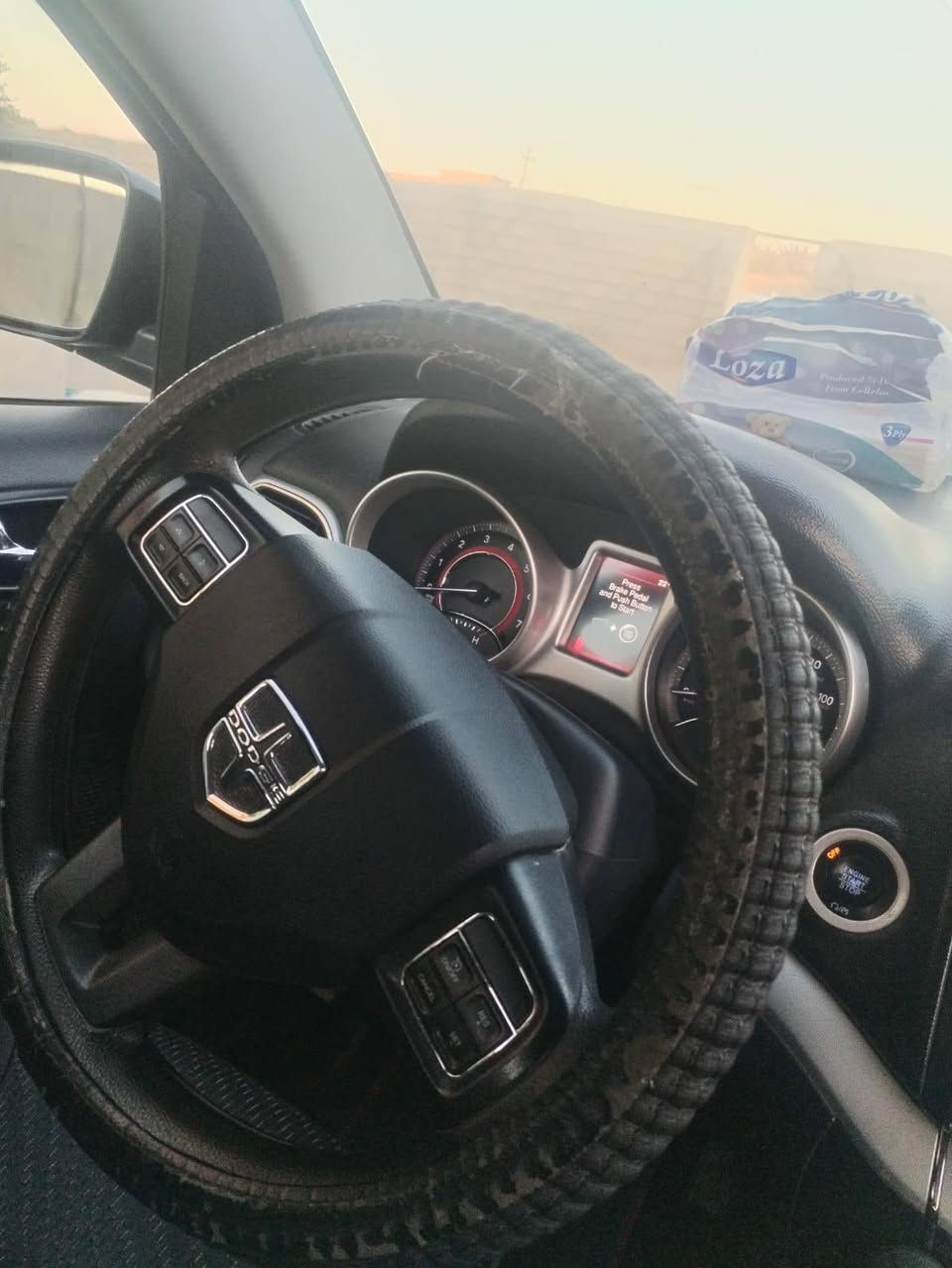 السلام عليكم سياره دوج للبيع نقدآ موديل ٢٠١٧
تبريد ٣ قطع

بصمة
٧ راكب
كامل مواصفات

كلهه على وضع الشركة( كلين) 

سنوية باسمي هزة وتحيويل جديد

رقم دولي سليمانية

الشراي يتصل على

***********
