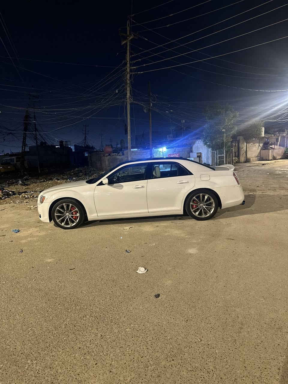 سلام عليكم سياره أدوات لا كصه ولا ضربه سياره كفاله رقمها شاغر بغداد سياره خمسه وسبعمية فول اعله فئه بل اوبامه فول سياره مديل 12 وبعد احله من الصور وسعرها هواي مناسب سياره كفاله لا كصه ولا حادث ***********وتساب وشريحه السعر￼٩٥
