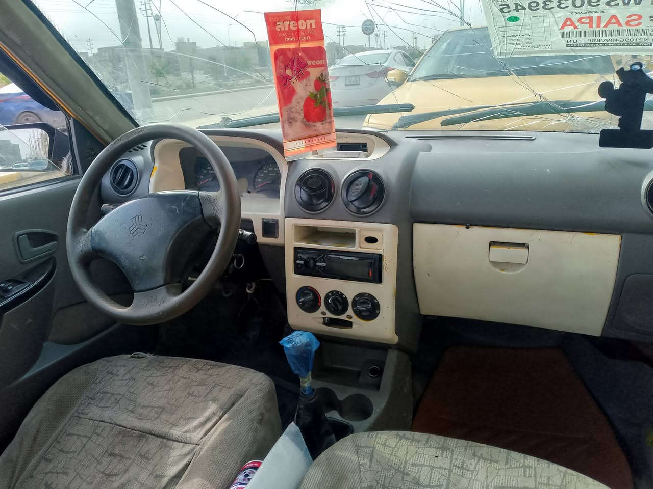 السلام عليكم سايبه موديل 2013 رقم ذي قار سنويه ل 2029 مكينه وكير برايد تخم تاير جديد كهربائيات شغاله كلها دواخل مدوشمه جلد برانكيتات معمرات تعمير حلو خط وبحث بيهه غرامات مصفره هزه جديده راعيه بالناصريه تحويل ثاني يوم السعر 13 وبيها مجال مكاني ناصريه مركز الشراي يتصل ***********
