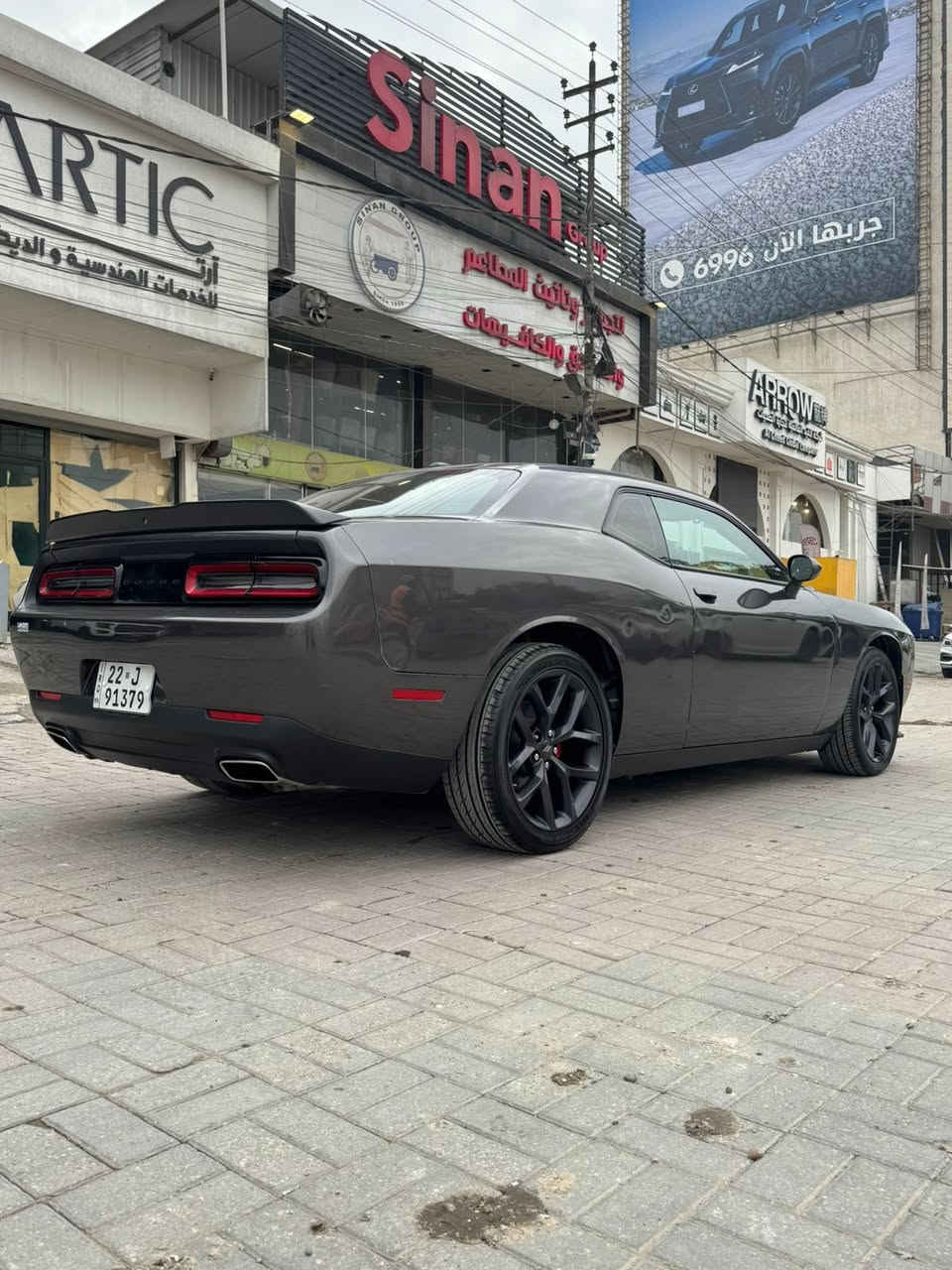 السلام عليكم 

دوج جالنجر       Sxt.     2022 🔥

مواصفات السياره

تحكمات استيرن

شفتات 
 

حساس خلفي 

تشغيل عن بعد

نظام سبورت

تبريد منفصل

تثبيت سرعه

هيترات بلمري وتعتيم

وبعد مواصفات

‼️ملاحظه: السياره صدر امامي خلفي جديد ومسوي ادامه للمحرك ودهن كله جديد السياره صفر مسج نقص ما بيها كير محرك اكسل كفاله السياره   

حادث السياره بنيد + جاملغ وباب كلير من امريكا 

ماشيه 49 

السياره كلش جديده وممتعوبه واستخدام شخصي 

السعر 172$ وبيه مجال بسيط 

مكان السياره المنصور او السيديه 
 

***********📞
