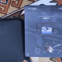 درون • ثلاث بطاريات • الكترونيات