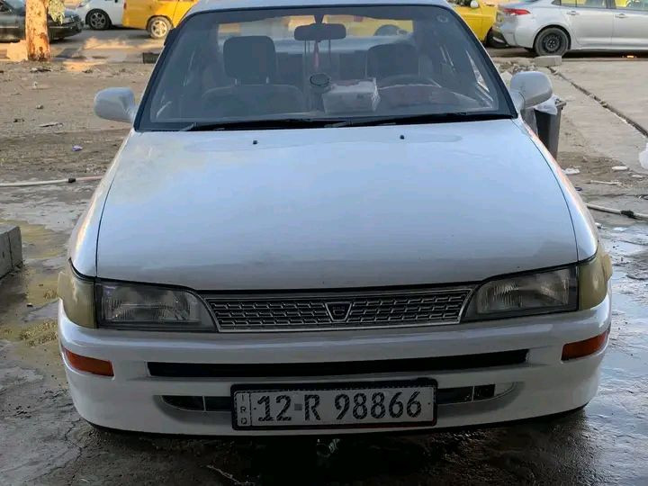 كورلا موديل 1992
مصبوغه حزام 

حادثها بجها اليمين 

طخم تواير جدد

كير اوتو 

محرك وكير شرط 

رقم انكليزي 

رقم مميز

وايرمنيه كلها شغاله  

سنويه بسمي 

هزه جديده 

سعرها 45 وبيها مجال بسيط 
الاتصال على الرقم *********** 
***********
