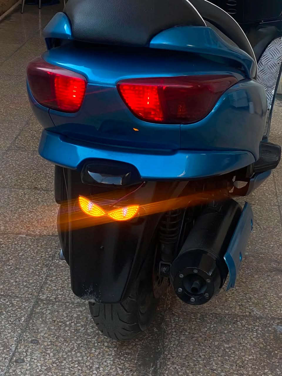 فورزا 08
⛔️مكفوله گير ومكينه

⛔️3 تحويلات (اوتو-عادي-سبورت) نگره سلف

⛔️كهربائيات شغاله لايت زينون عميه عالي ناصي  

⛔️دراجه ناقصها فقط بوليش دراجه كامله من كلشي وماتحتاج اي صرفيات 

⛔️شلعتها تخبل تدك معدل وحماوتها ثابته ماتصعد
دراجه تشغلها وتطلع وماتدوخ 

⛔️ماشيه 48 الف كما موضح بالصوره

⛔️الدراجه مدوشمه وعليها اضافات بسيطه(حامل تلفون-حامل كوب-عيون خلفيه) تايرات جدد ونظيفات

⛔️السعر مليون وبي مجال للطيبين

⛔️مكاني بغداد/الغزاليه

للتواصل واتساب ***********
