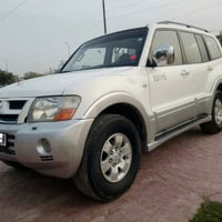 باجيرو متوئمه طبق لأصل رقم وسنويه وشاصي شر لحاسبه سياره تخم تاير جديد ...