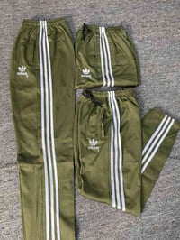 ،متوفر شروه بجايم ولادي ،شبابي ، رجالي ،كله جديد وكل نص درزن بكيس نايل...