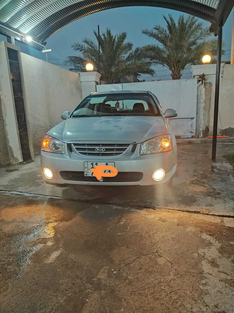 السلام عليكم للبيع سبكترا موديل 2005 وارد امريكي ضررها جاملغ الخلفي رقم بغداد بسمي تحويل مباشر كير مكينه خير من من الله مكينه 200 تبريد صدر تأيرات باتري كله جديد السعر 85 ورقه وبيه مجال بسيط رقم الهاتف *********** رقم الثاني *********** مكان السياره بغداد التاجي
