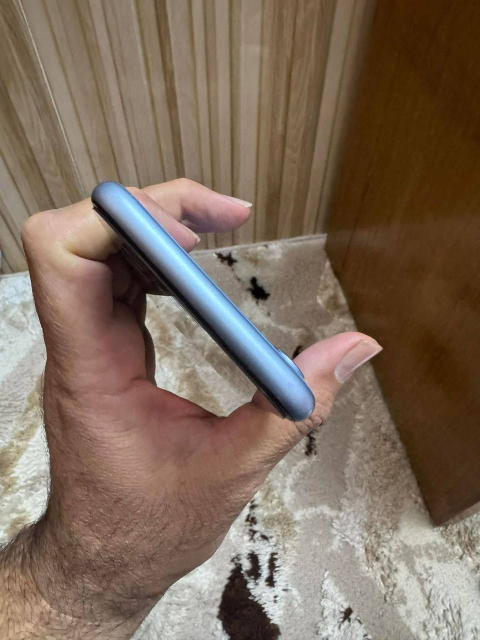 ايفون xRتلفون جديد مكفول من كلشي البطاريه 83 مساحة التخزين 128 مكاني بغداد *********** بي واساب 240الف
