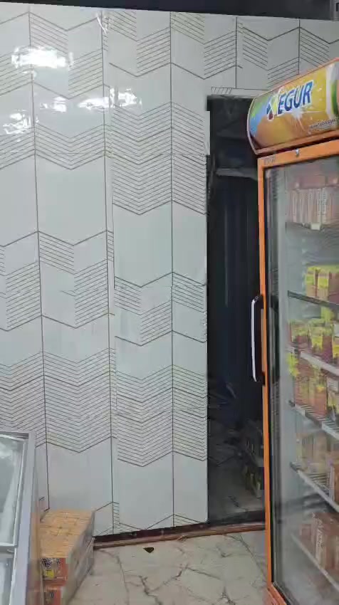 اسواق 24. ساعه للبيع بلديات تقاع الكهرباء مقابيل دائره الكهرباء قرب الفرن
المحتويات ١١ عارضه خاصه بل محل و٣ شركات
مجمدات ٤ خاصه بل محل 
سبالت توسوت عدد ٣ 
سستم كامرات 
ميز كاشير 
سلات جبس ٥ 
مسواك قرابه ال٥ مليون 
سفينه حلويات ٣ متر 
مساحه الاسواق ٧٢ متر على شارع عام 
للأستفسار ***********
