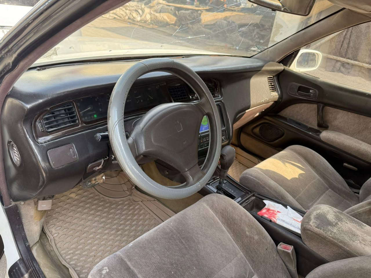 سلام عليكم بطه متصل موديل 98 
مصبوغه عام جماليه مكفوله من الكص
والعيب الشرعي سياره جهازه مكينه وكير  
راس ثور فيشه وبطل تبريد حداديه  
تخم تاير  سياره بسمي سنويه ماساقطه  
مكاني بابل  وهذا رقمي ***********  
السعر 60وبيه مجال الطيبن
