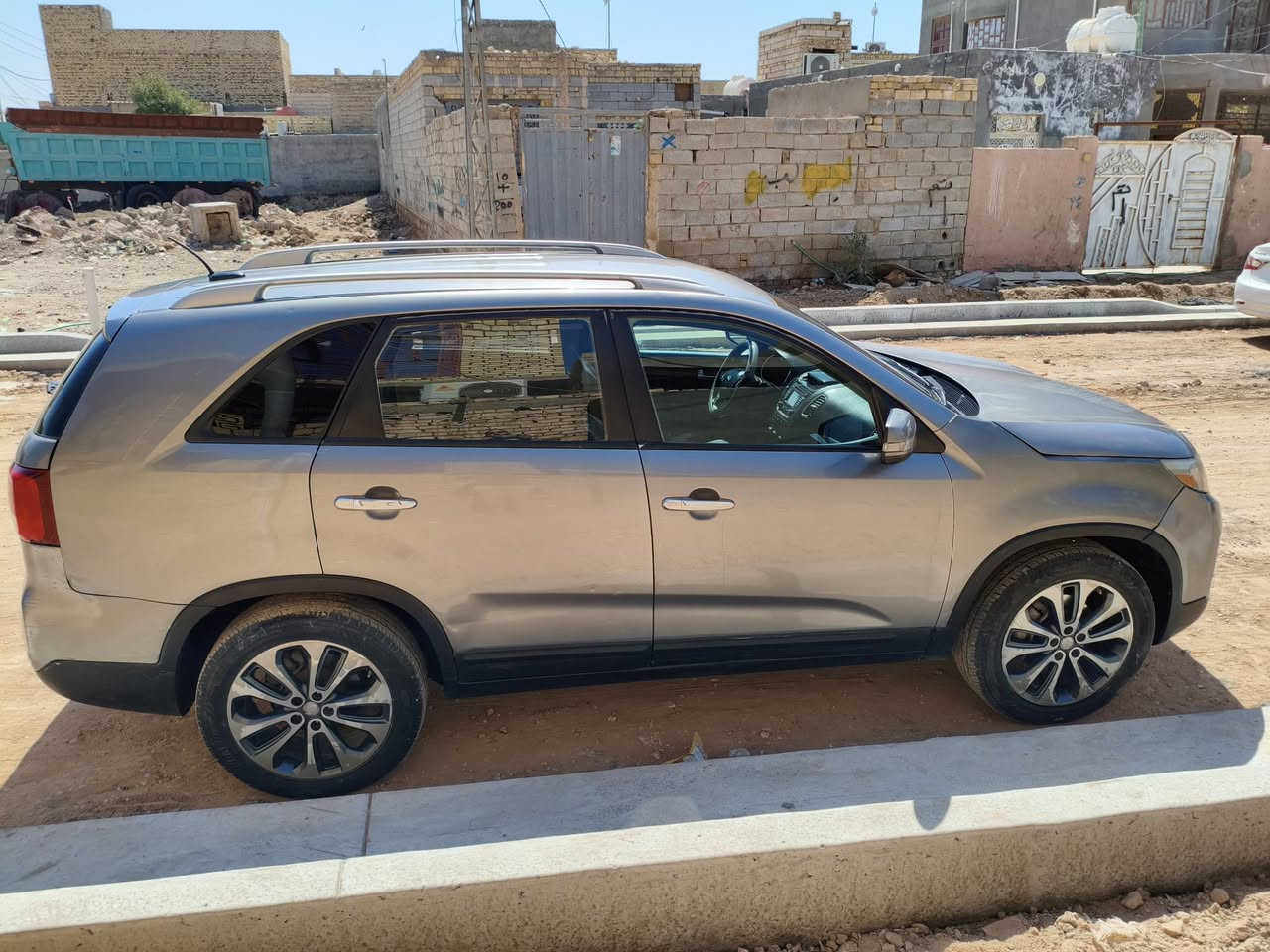 سلام عليكم سورنتو 2015أمريكي حادثه جاملغ وبنيد وبيه صبغ صفحه سائق بدون معجون سياره كله ليبل واحد ما بيه ولا قطعه تبديل رقم بغداد بأسمي رقم دولي هزه جديده مكان سياره الديوانية سعر 122وبيه مجال الاتصال عل ***********
