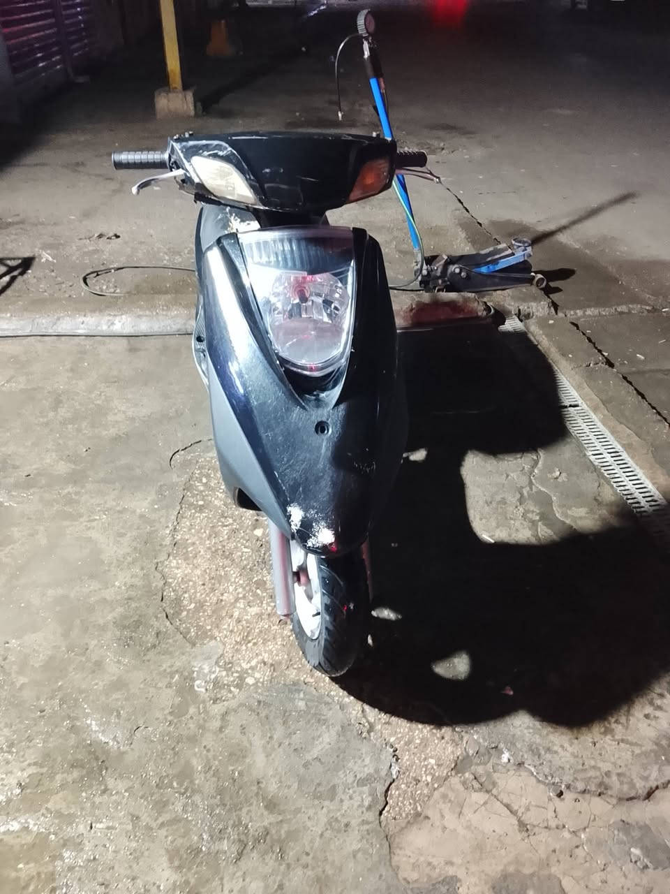 السلام عليكم شباب شلونكم دراجه فريز  كفر اصلي كابريتر اصلي  مكان شارع حيفا يم مستشفى الكرامه دراجه حلوه بمعنى الكلمه وبالعافيه علة ياخذهة السعر 450قفلهة الرقم ***********
