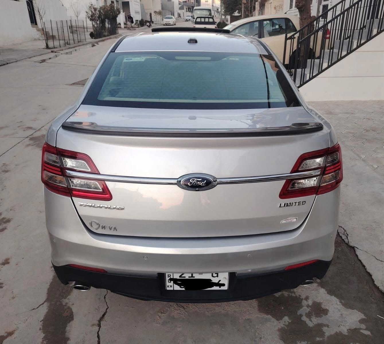 .                               بِسْمِ اللهِ الرَّحْمَنِ الرَّحِيْم
فۆرد تۆرێس : مۆدێل 2013

سفری شەریکەی نیڤا 88 میل ڕۆیشتووە دوو دەستی کردووە لیمیتد فول قەپات مواسەفات ، ناو زەرد ، سڵایت ، بەسمە ، تەبرید مەرکەزی ، کۆدی دەرگا ، تەحدید سورعە ، دژە خلیسک ، بەسمەی سەر دەرگا ، سێ شاشە پەردە ، کوشن جڵد کوشن ساردو گەرم ، زینۆن ، بۆیاغی نیە دەعامی بۆ دەعامی بەشەرت تەنها یەک پەڵە کارتی بچوکی هەیە سپێری دانەبەزیوە جەگ و ویل سپانەی هەڵنەپچراوە سەنەوی و ژینگەو ڕێگاوبانی هەتا 2030 تازەیە گێڕ و مەکینە و تەبرید و بەناوکردن و غرامە هەمووی بە شەرت 
***********
