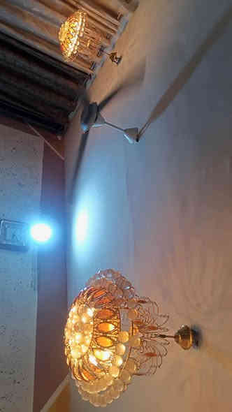 السلام عليكم عندي ديوان للبيع في منطقه بغداد والتفاصيل على الرقم ***********
