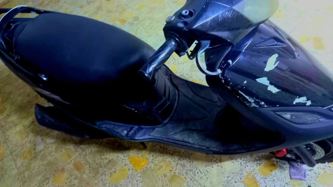 سلام عليكم دراجة ماكس ثعلب دراجة كاملة مواصفات شغالة نكرة سلف بكل وقت اي نقص ما بيهة سعر 350 وبيهة مجال ارقم *********** متواجد واساب
