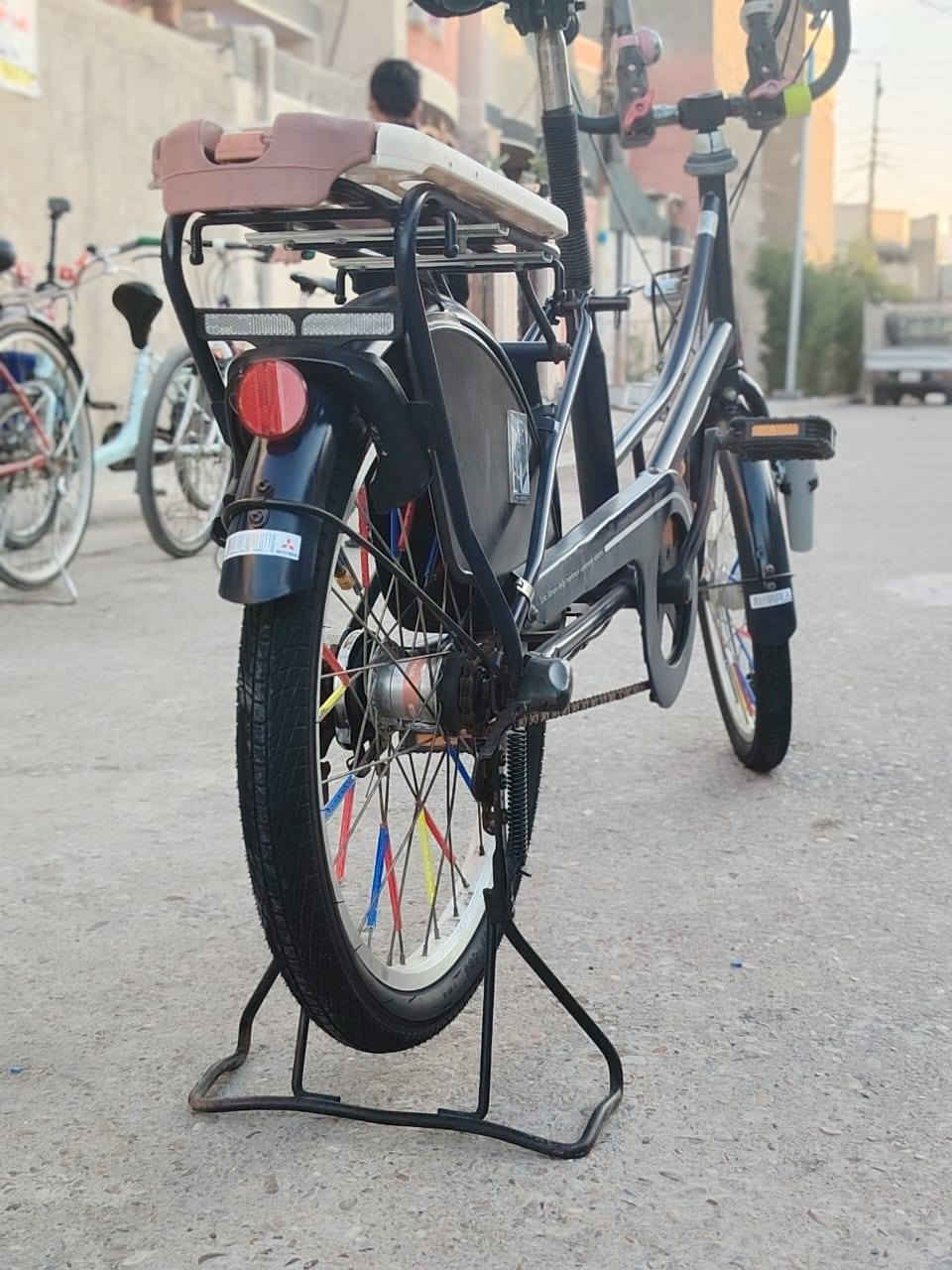 سلام عليكم بيسكل للبيع كفاله عامه مستعجل عله بيعته  ***********
