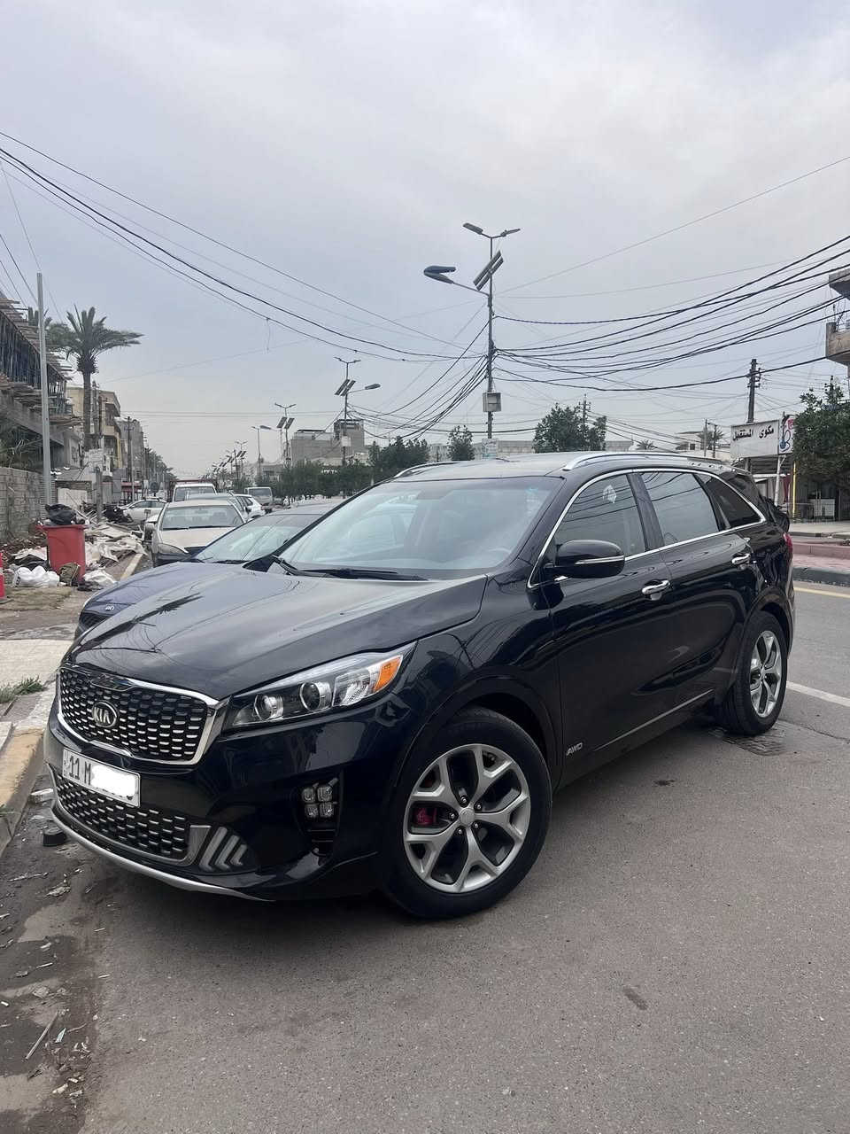 سلام عليكم سورنتو 2016 sx 
فول مواصفات 1/1 اعلى فئه 6 سلندر 7راكب 3قطع تبريد وشنو اتريد موجود بيه من مواصفات
حادث جدا بسيط جاملغ امامي جهة السائق فقط مبدل ومصبوغ شواصي لغود محرك كير مكفولات وبيه باب خلفي السائق صبغ السياره جديده جداً مال بيت صدر امامي خلفي جديد تخم تاير جديد كلشي بالسياره جديد ماشيه 92 الف ميل السياره باسمي تحويل ثاني يوم هزه جديده سعره 185 وبيه مجال كلش بسيط حك الجيه مكان بغداد الكرخ الشراي يتصل ويدلل ***********
