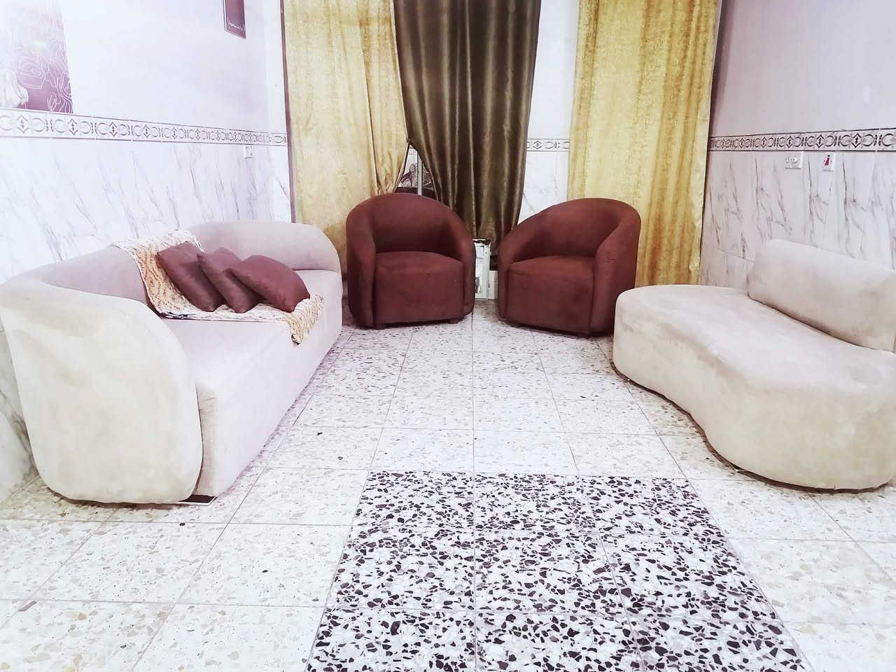 تخم قنفات تركي نضيف كلشش السعر كل واحد 350 بغداد حي البتول العبيدي


**إذا كنت صاحب هذا الإعلان وتريد حذفه لأي سبب، رجاءا أرسل رسالة إلى الدعم الفني**