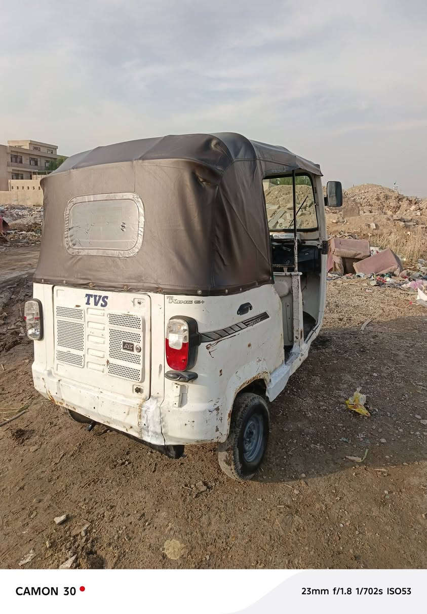 تي في اس للبيع 19 وراق سنساخ
مكفوله حلال وحرام مكينه تراي حلوات ناعمه 

كهرباءيات شغاله السعر 2250 قفله بغداد قرب صيطره الشعب ‏‪***********‬‏
