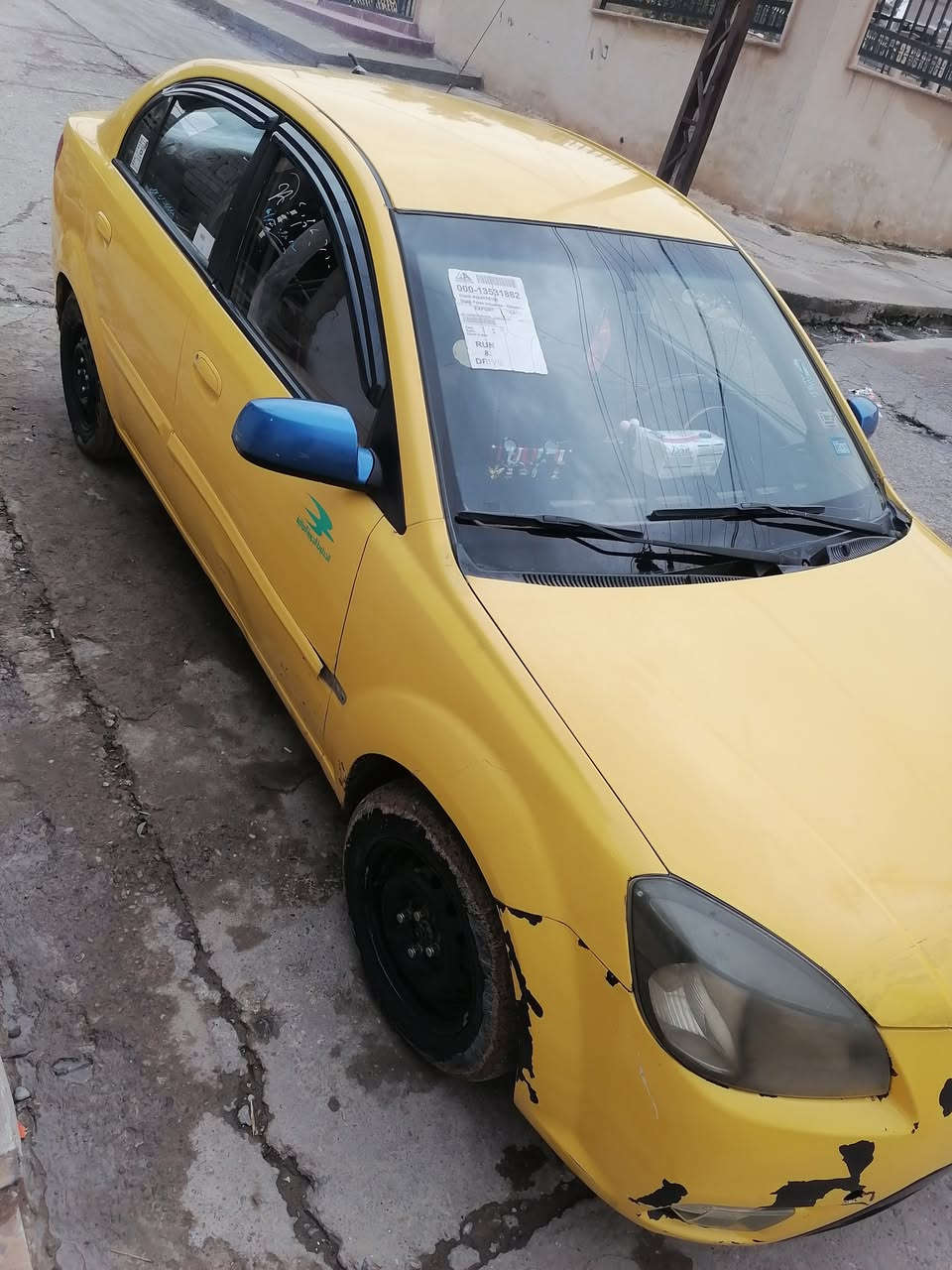 كيا ريو 2012 تحكمات جامات كهرب طخم تاير جديد بيها تلقيطات معجون 
رقم نينوئ الماني بسمنه كابون بيها مكان السياره موصل حي المامون  سعر 105بيها مجال بيع نقد فقط
***********
