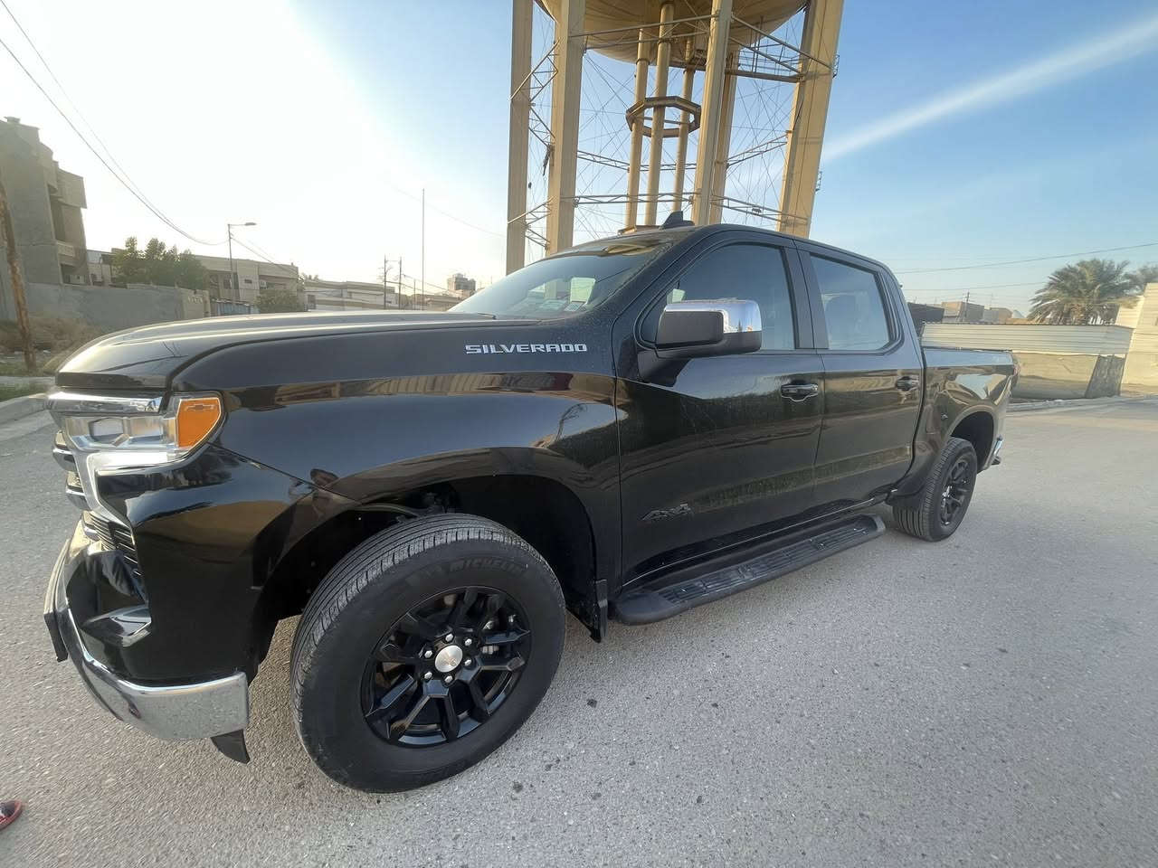 سلام عليكم للبيع بيكم سلفرادو موديل 2024
موصفاتهه
بصمه 
كشن كهرباء
رادار امامي
كشن كهربائي
سايد برايك كهربائي
تبريد شاشه منفصل
دشبول دجتل تاهو
باب طويل بدي قصير
لد نهاري
لايت زنون
كامره خلفيه
نظام الاتو ستوب
ويل بلاك توب
تشغيل عن بعد 
باب خلفي كهربائي
حادث سياره جاملق فقط قطعه وحده يعني ضربتهه خفيفه كلش. *********** وتساب
