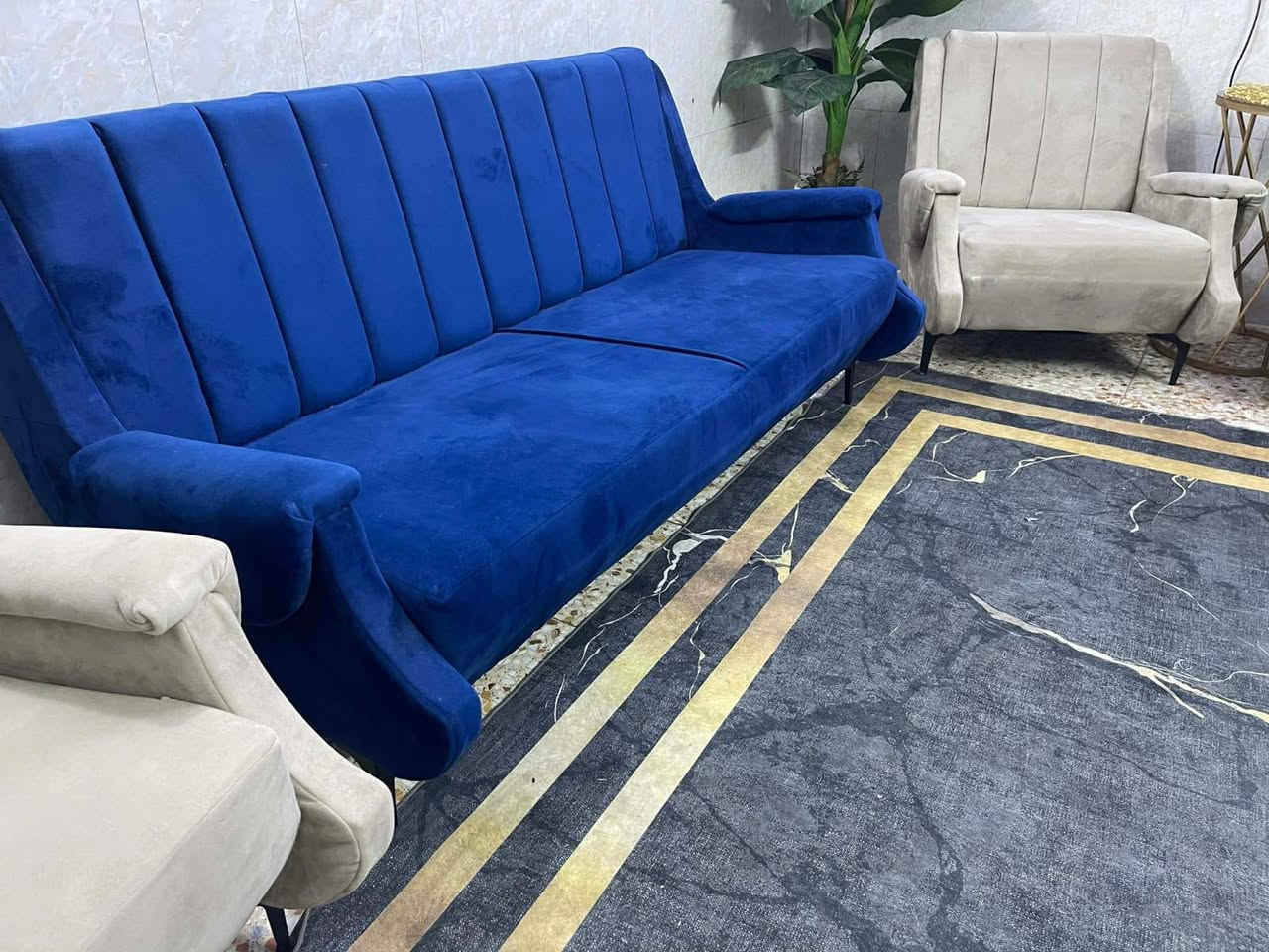 تخم عشره مقاعد للبيع مكانه حي العامل بغداد اي تخم عندكم تركي او مصري او سرير دزه خاص ع رقم واتساب ***********
