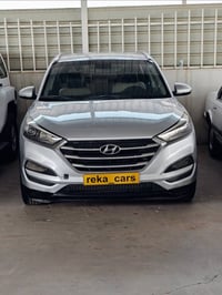 HYUNDAI TUCSON2016امریکی یەک پارجە سبوغە نمونەیە لەجوانی  فول مواسفاتە...