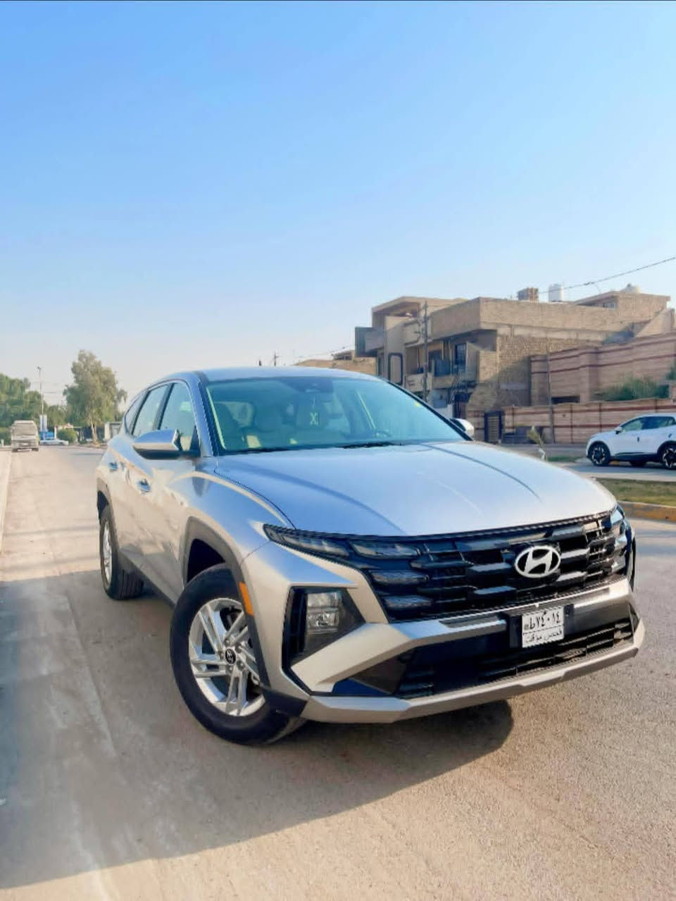 السلام عليكم
اللهم صلّ على محمد وآل محمد 
 
للبيع فقط توسان موديل 2024 مرقم كتاب شهداء قادسيه وارد امريكي 
 
محرك 2500
ماشية40الاف
الحادث جداً بسيط كما موضح في الصور
بصمة تشغيل  
تشغيل عن بعد
اوتو هولد + اطفاء ذاتي 
شاشة تدعم كار بلي 
كامرا خلفية دوارة 
لد امامي نهاري 
لايت زينون عالي ناصي 
تحكمات استيرن جهتين + كروز سرعة+قيادة ذاتيه
أنظمة قيادة متعدده 
سايد بريك بصمة
رادرات فول ونقطة عمياء وكامرات 360 درجه
ومعروفه بعد مواصفات ومتانه الامريكي 

السعر: $195
السماوه  / السوير 
‭***********
