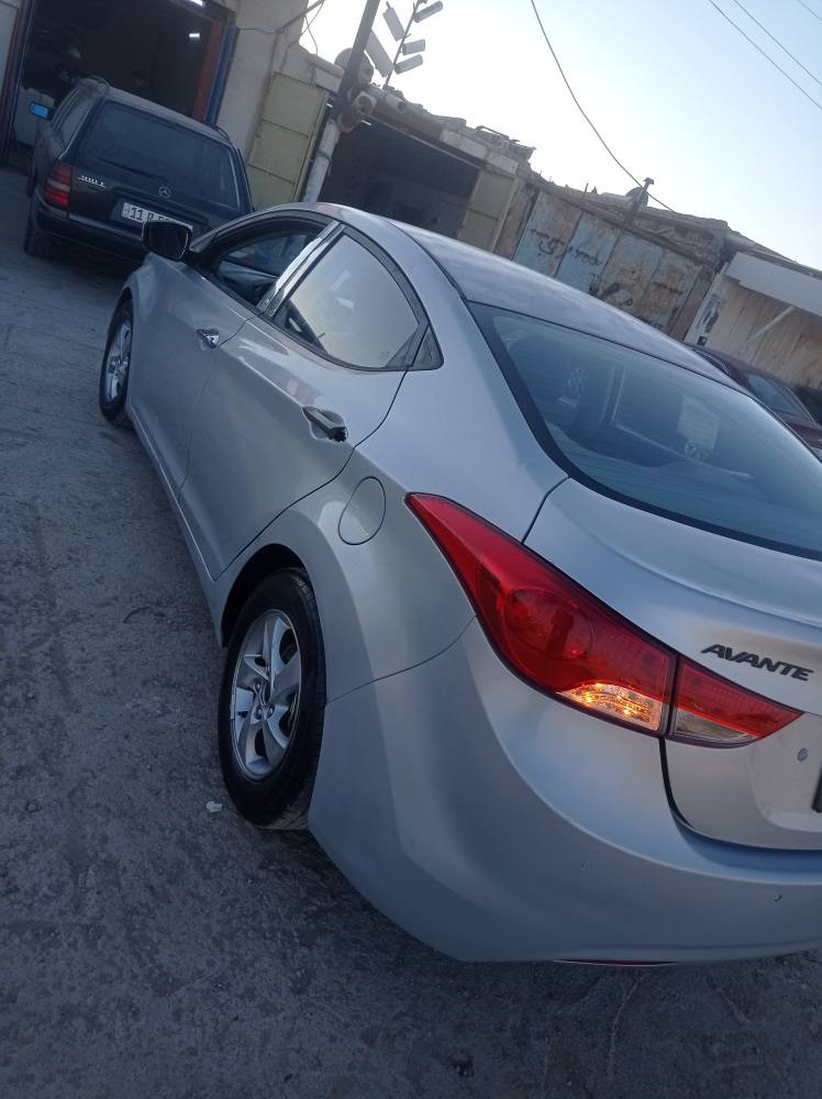 الانترا افانتي ١٢ وارد كوري خط واحد محرك ١٦٠٠ بيه رشات للتجميل اثر جراد لا ضربة رقم واسط باسمنا كير محرك مكفول تخم تاير  السعر ٨٥ وبيه مجال ذي قار قلعة سكر *********** الرفاعي, ذي قار
