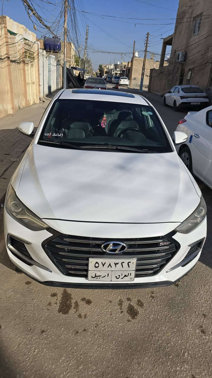 السلام عليكم اخوتي الطيبين
اريد مراوس ويه فورتي GT 
حتلو بيه قطعتين او 3 عادي وانطي فرق 
عندي النتره سبورت أمريكي م 18


**إذا كنت صاحب هذا الإعلان وتريد حذفه لأي سبب، رجاءا أرسل رسالة إلى الدعم الفني**