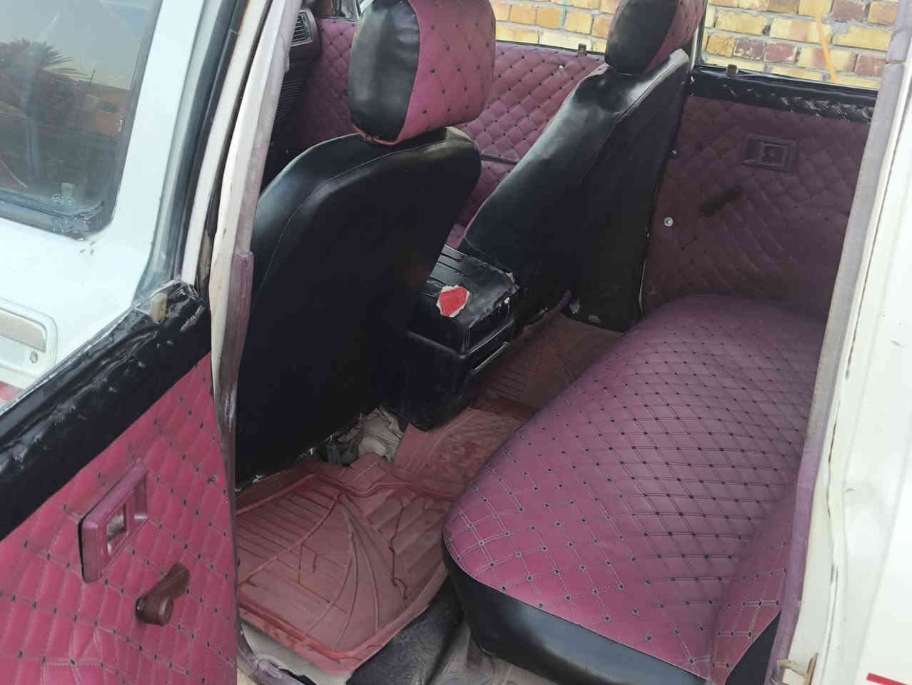 السلام عليكم
بيك اب دير رقم نجف تحويل مباشر بيها صبغات نبيع حزام 
مكينه بيها تبخير شويه كير نظيف حداديه جاهزه كهربائيات شغاله كلها 
مكانها بابل / الهاشميه 
السعر /43$ وبيها مجال 
للاستفسار / ***********
