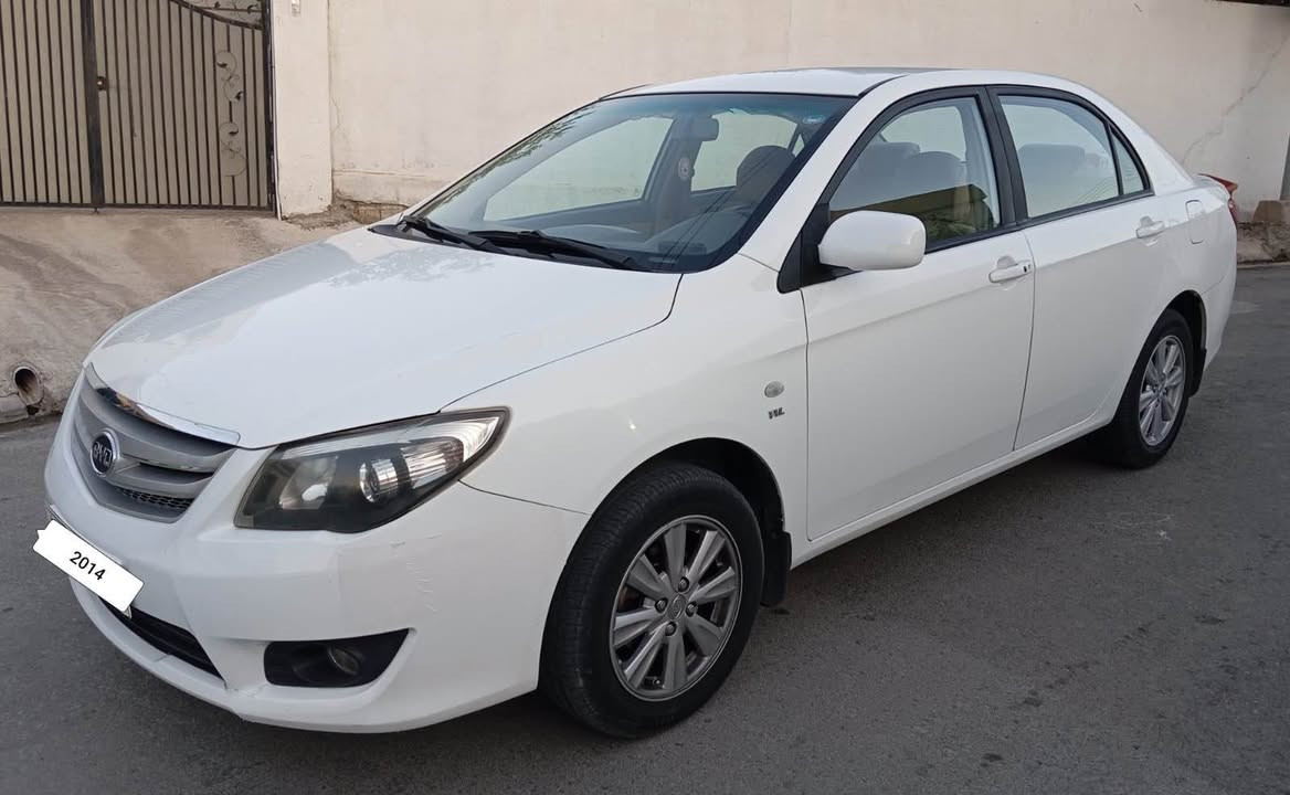 بسم الله الرحمان الرحيم 
BYD2014 F3
گێر عادی زۆر زۆر خاوێن ماوەتەوە بێ سبوخ بەس نەرمە تەزرەیەکی خەفیفی هەیە رەقم و سەنەوی نوێیە گێر و مەکینە و توندوتۆڵی بەشەرت تحویل و غرامە بەشەرت نرخ67محاملە موبایل/(0,7,5,0,4,8,0,3,1,1,2)ڤیبەر و وەتسئاپ کراوەیە.موبایل أربيل, العراق


**إذا كنت صاحب هذا الإعلان وتريد حذفه لأي سبب، رجاءا أرسل رسالة إلى الدعم الفني**