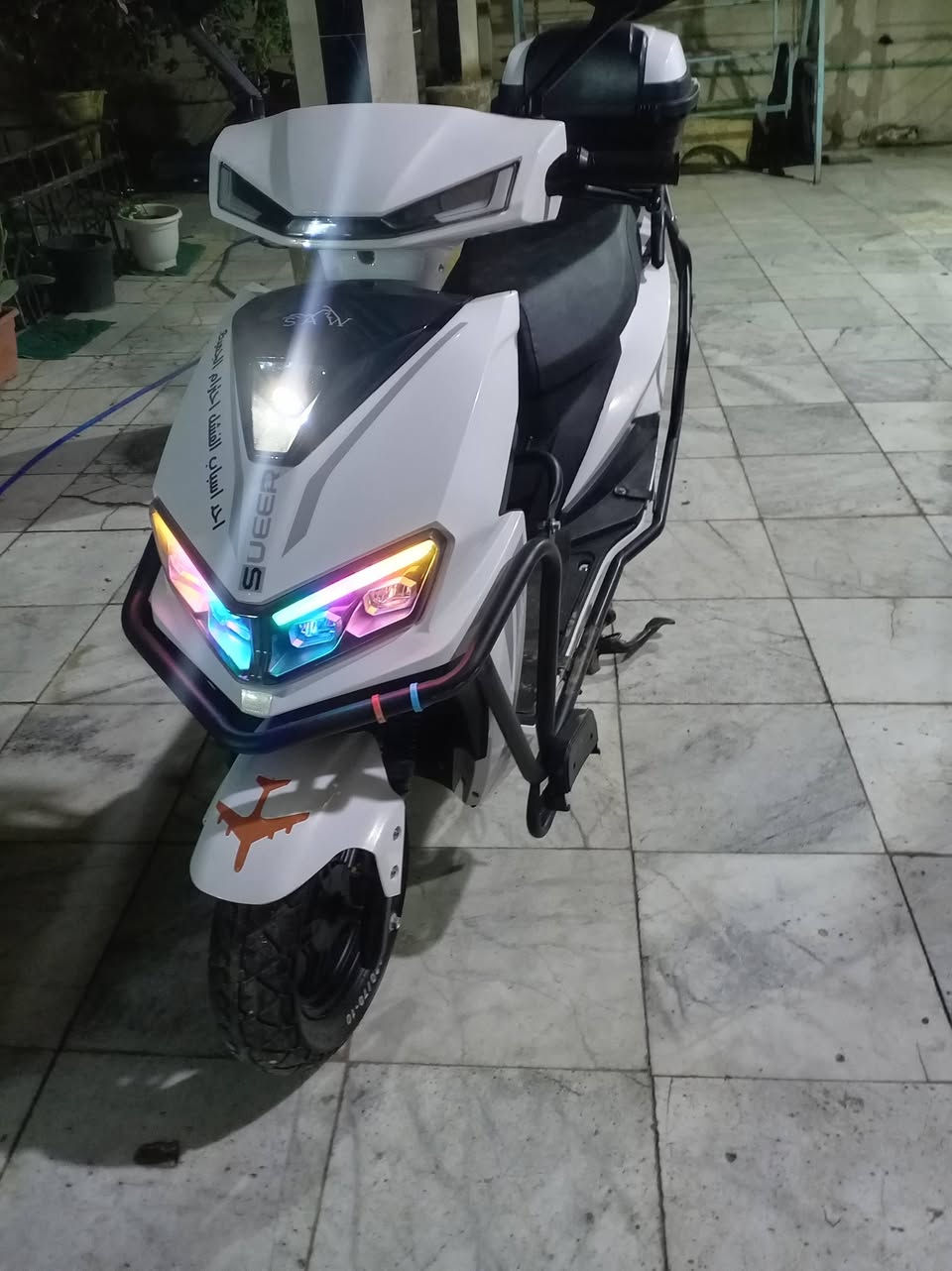 دراجه شحن البيع بعدهه بحالت وكاله صارلهه ربع اشهر من طالعه بصمه تشغيل عن بعد زوج بصمات وياهه سعر خاص ***********
