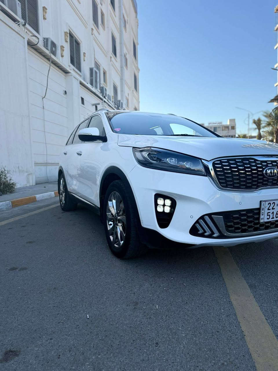 السلام عليكم
كيا سورنتو 
2020
اللون ابيض صدفي
الوارد خليجي
كفاله عامه من كلشي 
ماشيه 76km
المواصفات 
شاشه كبيره كامره خلفيه بصمه ابواب وتشغيل وجنطه ويل كب نيكل حجم 20
تبريد ابيانو + شاشه ثلاث قطع 
7راكب كشنات جلد +الكشنات الاماميه كهرباء
محركV6 كير 8سرعات اوتو +عادي
لد امامي ولد خلفي كشافات اماميه
لايت ثلاث عدسات شباك نيكل اشاير بالمري 
ومري كهرباء شفط 
حساس امامي وحساس خلفي
كلشي واضح بالمنشور 
السياره كفاله عامه من كلشي والكير والمحرك ايضا مكفولات الكهربائيات ايضا
بيه رصعه جدا صغيره بالباب الامامي الايمن مسحوبه PDR وفوكاه تكحيل جدا بصيط
بشرط الدعاميات
الاستفسار ***********
السعر 260$
الموقع بغداد الكاظميه چكوك بغداد, العراق
