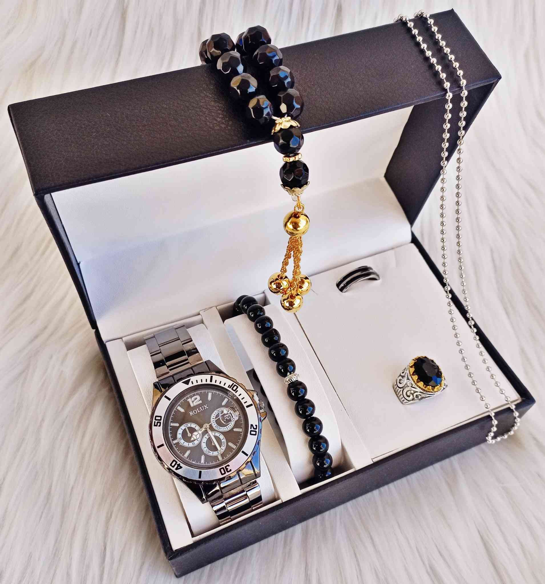 💥#عرض_عيد_الحب 💥
(كل هلجمال ب 15 الف فقط )😍
والتوصيل ✨مجاناً ✨كافة المحافظات 
......
هديه عيد الحب 
هدايا عيد الحب 

قطعتين 25 الف فقط 🔥
ثلاث قطع 35 الف فقط🔥
للحجز مراسله الصفحه.. ارسال العنوان.... ورقم الهاتف... صورت السيت العجبكم

🔴 الضمان / الفحص بوجود المندوب اي اختلاف من حق الزبون يرجع الطلب بيد المندوب..فقط العلبه للتصوير والبيع السيت يجي بعلبه حجم صغير نازكه )

❇او مراسلة الواتساب ***********📞))

#ساعات #اكسسوارات #هداية
