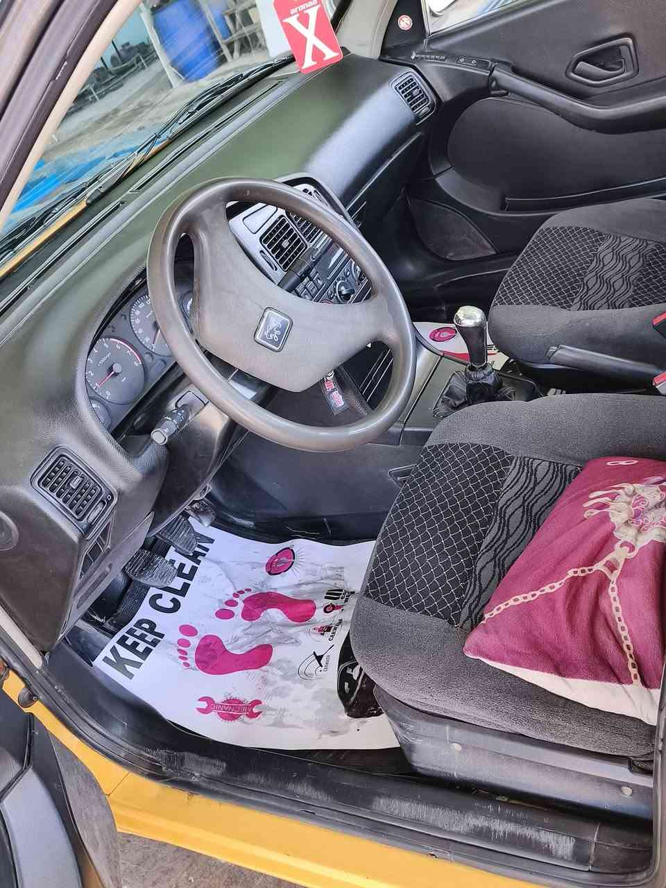 سلام عليكم 405 بيجو 
موديل2012 سياره حلوه بديها حلو   
سياره يرادلها تجفيت بيها خيط  تبخير 
سعر ٣٧ بيها مجال 
***********
***********
