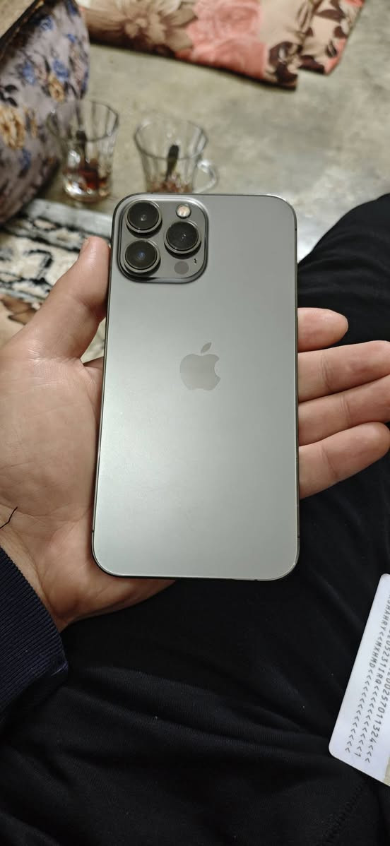 13 برو ماكس بطاريه 85 ذاكره 128 نسخه اوربي السعر 575 الجهاز ما مفتوح شرط الحاسبه والهوا ***********
