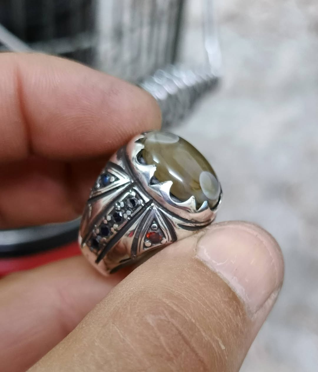 سليماني ٧٥ . الف
بغداد حي النصر 
***********
