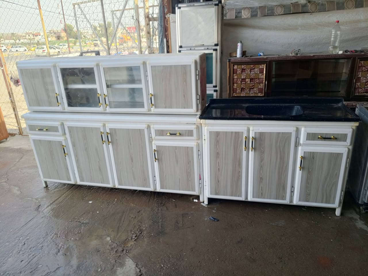 مستعد لشراء الكاونترات المستعمله .
متاح 
كاونتر المنيوم مستعمل يعوزه غسل .السنك كرانيت قياس 130 سم والارضي قياس مترين والملحق قياس مترين السعر 250 الف .سعر نهائي .العنوان قادسيه 2 قرب جامع ذياب العراقي 
***********
***********
متوفر واتساب
