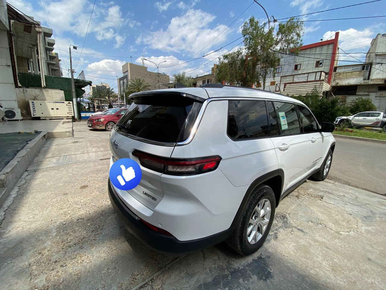 السلام عليكم جيب جراند لمتد محرك3600 وارد أمريكي قطعتين 6 سلندر رقم 7 راكب كشنات منفصله Vlp ماشيه 55 الف رقم بغداد تحويل ثاني يوم للاستفسار ***********
