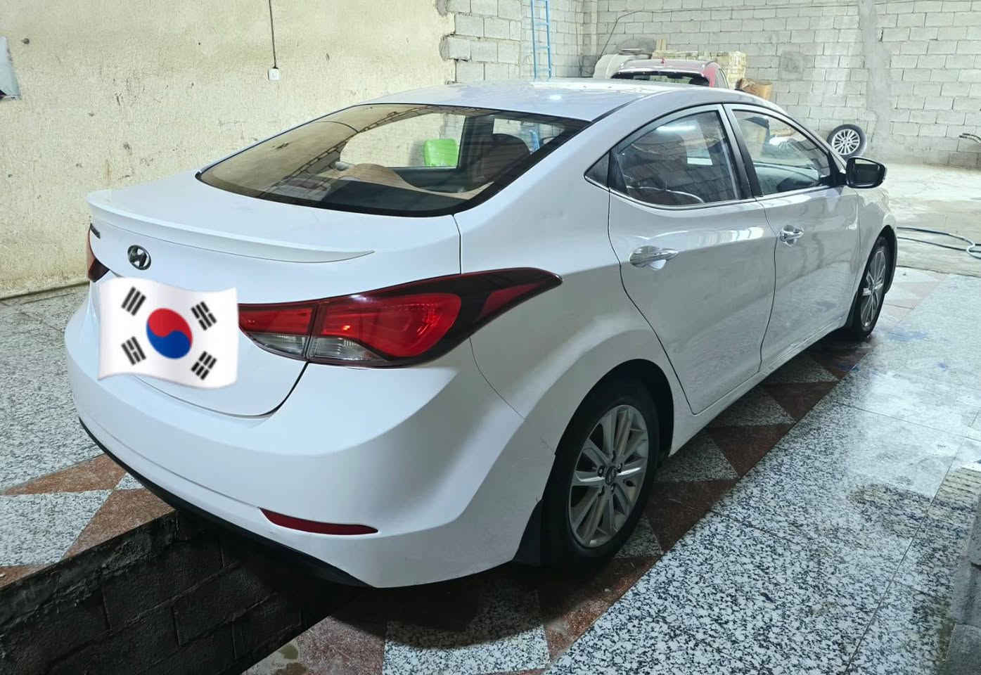 السلام عليكم
النترا  موديل 2015 وارد خليجي
 رقم بصره سنويه نافذه راعيهة بالعماره 
محرك 1800 مفتوح 
سياره بيهة صبغ فقط الدوس ومكانات بارد 
سعر 117 مكاني العماره 
***********
