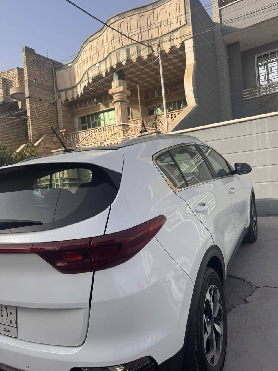 السلام عليكم للبيع كيا سبورتج خليجي موديل 2020 مكفوله كفاله عامه
بانوراما 

تحكم استيرن

منضومة زنون 

بانوراما 

5 ويل كب 

كروس سرعه

تخم تاير جديد 

صدر خلفي امامي جديد

سبير الشركة منازل

السعر 198$ وبي مجال 

مكان السياره بغداد 

للاستفسار ***********
