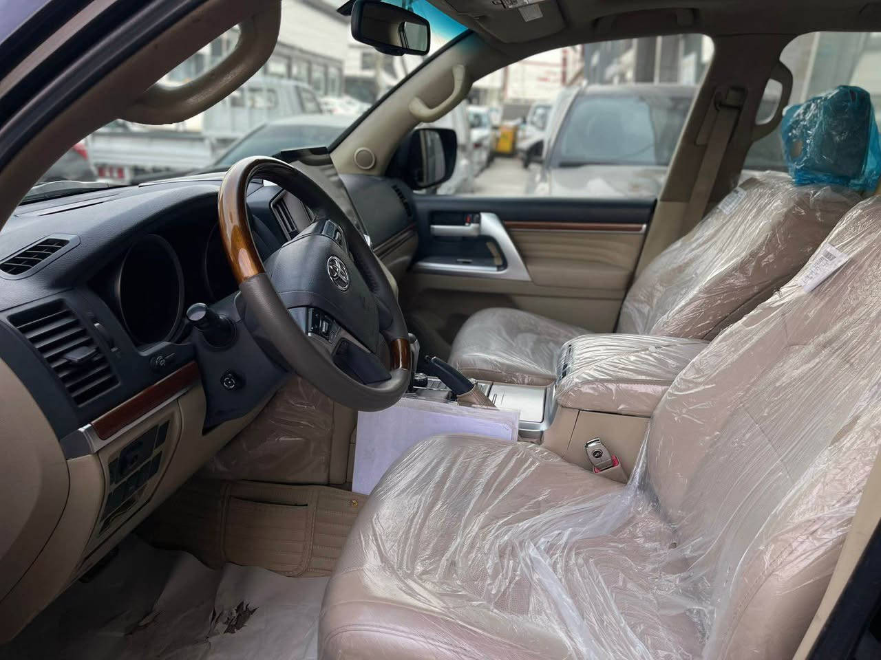 Landcrusier2008 GXR V8 full mwasafat kaml goraia lo 2021 hichitri nia hamu shty bashart *********** أربيل, العراق
