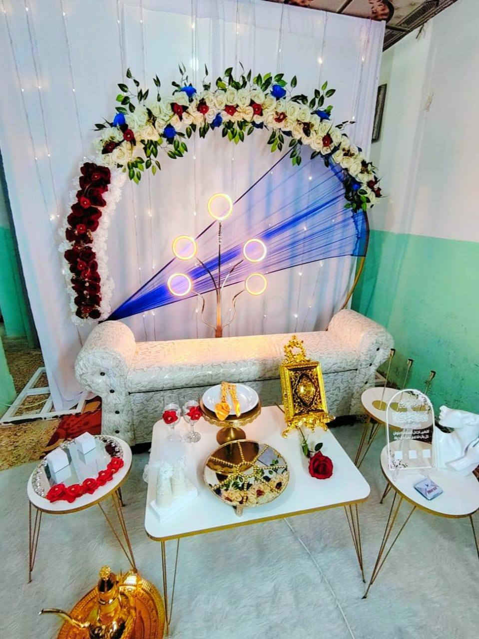 كوشه للبيع مع كافة الملحقات
في النجف ***********
