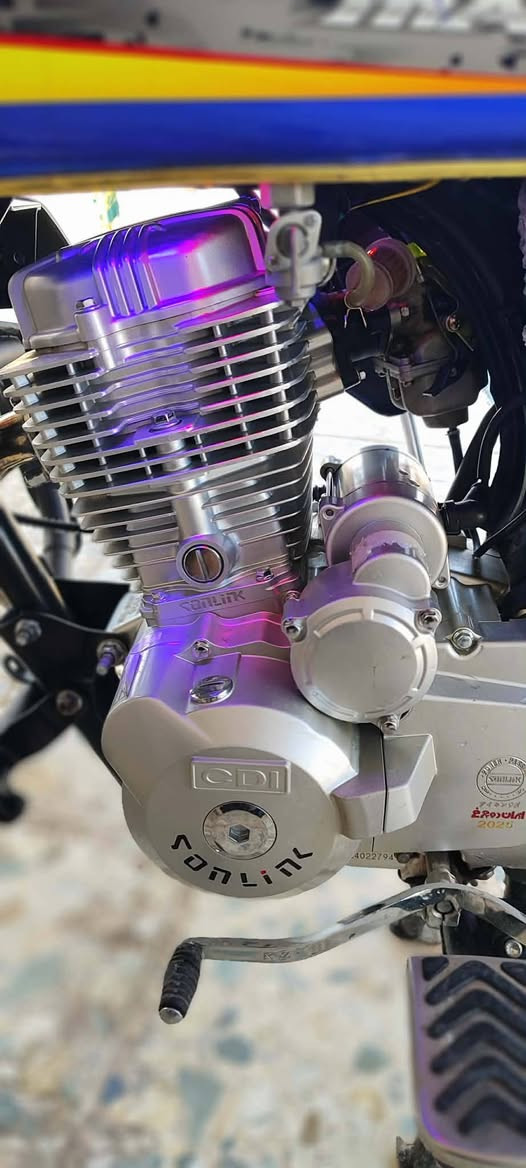 يالله دراجه للبيع موديل 25 أوراق منفيس محرك سبانه ممدوده عليه فول نضافه السعر 800 وبي مجال للشراي مكان الرمادي جزيره البذياب قرب جسر الحديد للاستفسار خاص او ***********
