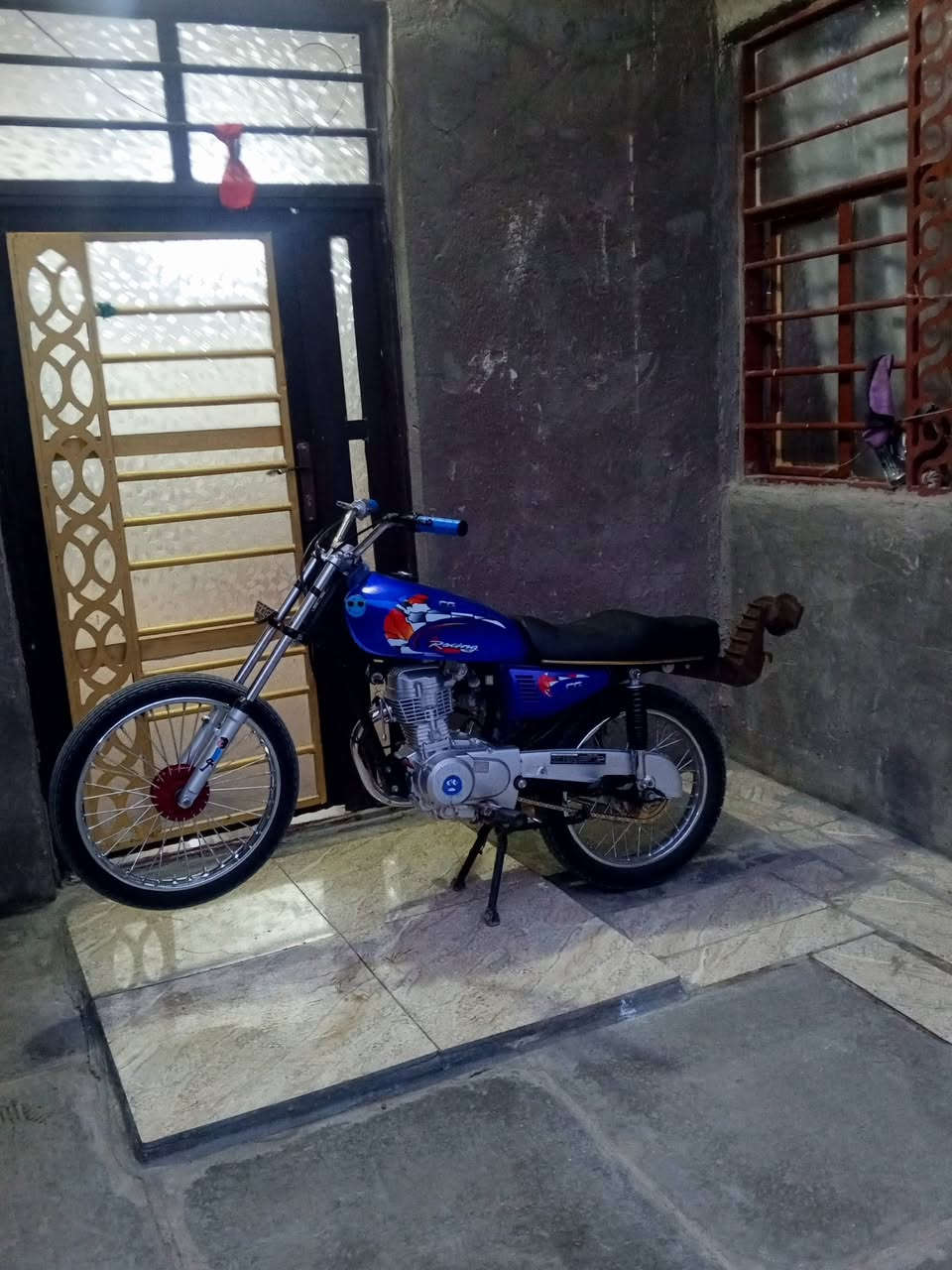 السلام عليكم
الدراجه للبيع مكينه نامه شلامجه 25شاصي نامه 25والغراض كلها 26اوراق سكنر مكان  الشاميه السعر600قفل ربع ما ينزل تعجبك كل الهلا ما تعجبك اطلع كبل


**إذا كنت صاحب هذا الإعلان وتريد حذفه لأي سبب، رجاءا أرسل رسالة إلى الدعم الفني**