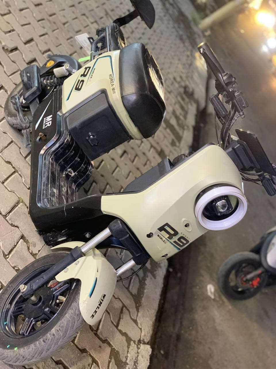 دراجە R9 فول مواسفات٦بطاریە ١٦امبير واحد اسعبوع استعمال بتطاريات سعر ٣٨٠مجال


**إذا كنت صاحب هذا الإعلان وتريد حذفه لأي سبب، رجاءا أرسل رسالة إلى الدعم الفني**