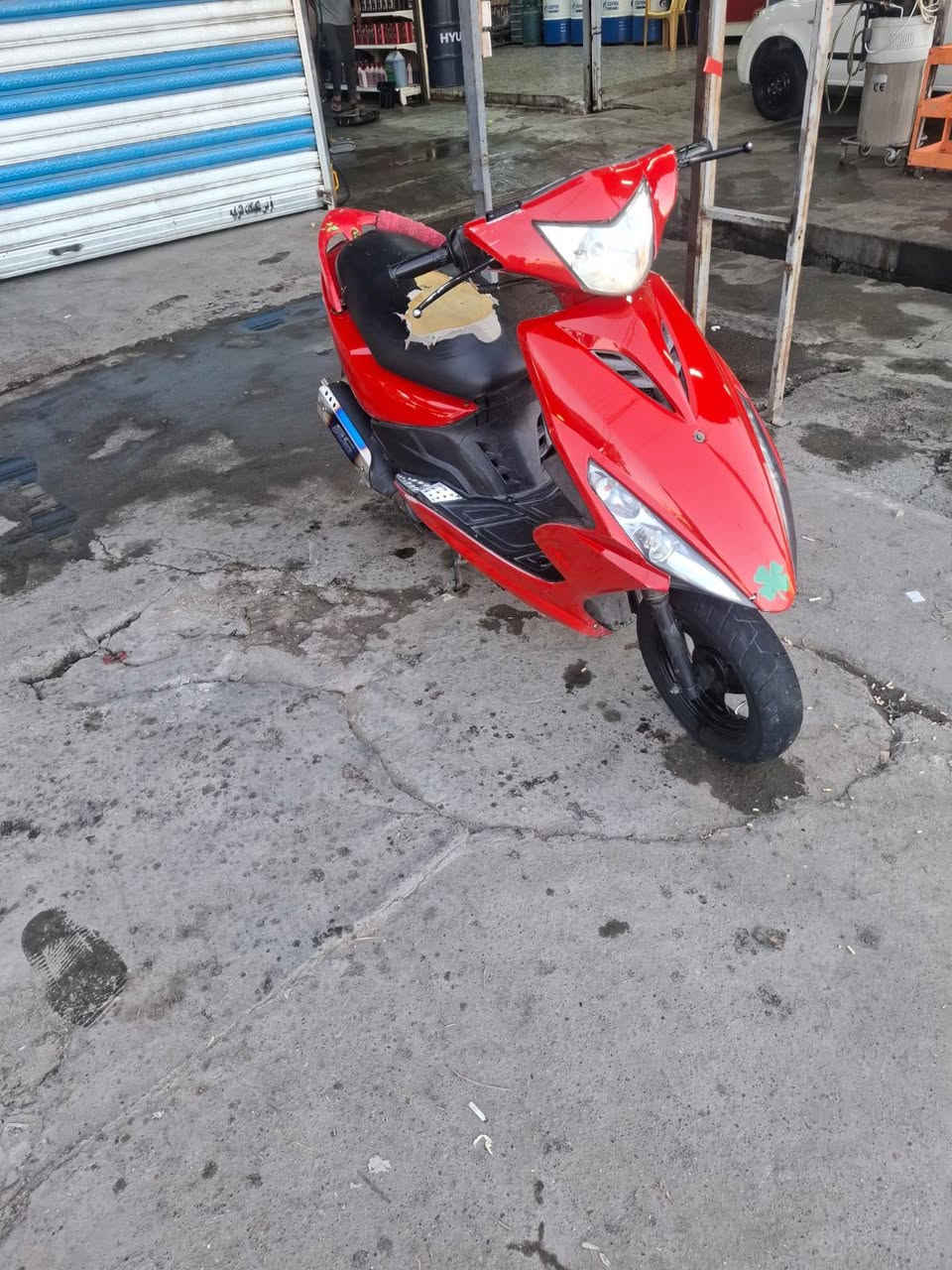 سلام عليكم ماكس مضلع مكينه مكفوله صالنصه سي اس دراجة نكره سلف وهندر كلشي شغال مكاني الحسينية مال راشديه سعر 400 وبيها مجال متوفر واتساب ***********
