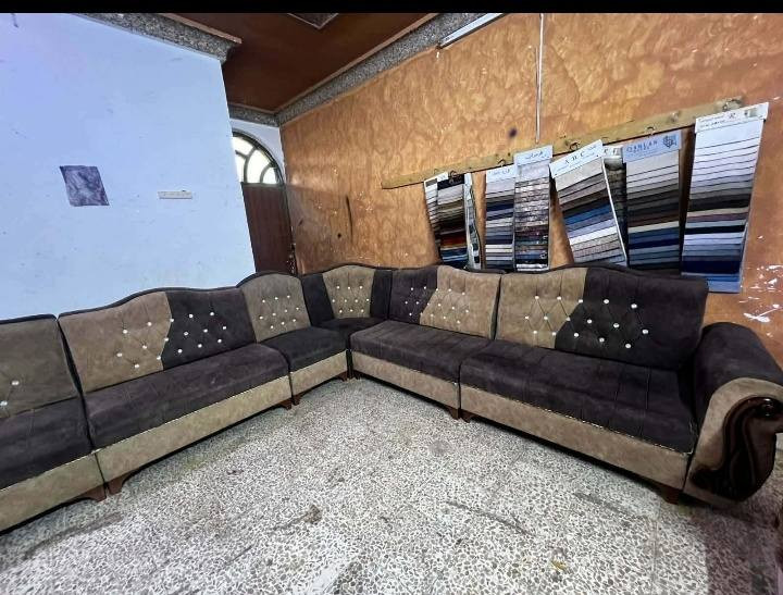 ديوان سبع امتار ونص عشر مقاعد ست قطع الاسفنج جيد جدا القماش نظيف ما بيه عيب مع غطاء للمقاعد السعر النهائي 180 مع التوصيل.. العنوان القادسية مقابل جامع علي بن أبي طالب قرب صالون بنت العز


**إذا كنت صاحب هذا الإعلان وتريد حذفه لأي سبب، رجاءا أرسل رسالة إلى الدعم الفني**