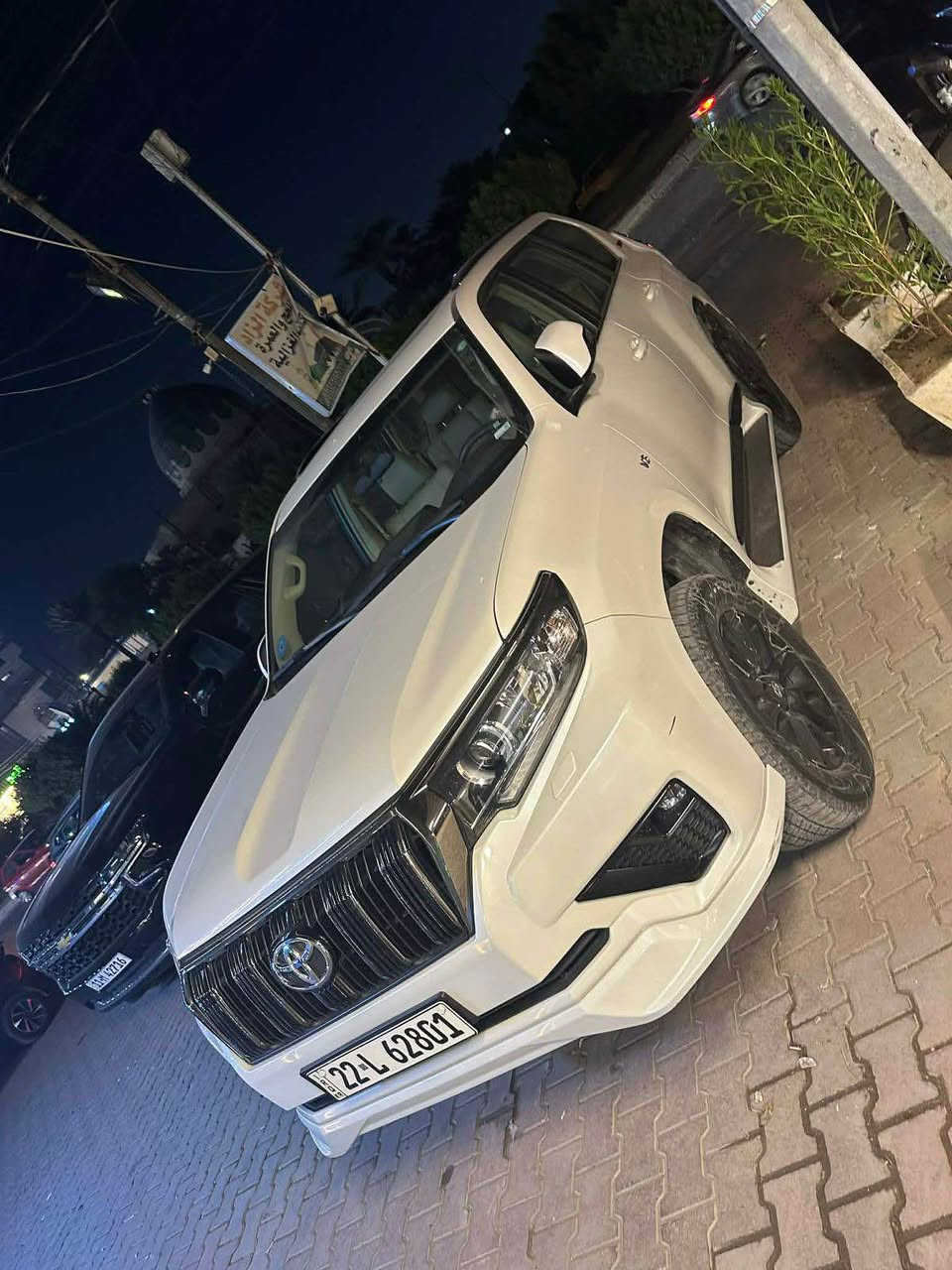 برادو 2022 VX 

رقم اربيل تحويل مباشر 

مكفوله كفاله عامه من كلشي 

فول مواصفات السيارة VX مدنايت 

ماشيه 52 الف / كم 

مكان السيارة بغداد 

السعر : 470 وبيها مجال بسيط للشراي 

للأستفسار : 
***********
*********** بغداد, العراق
