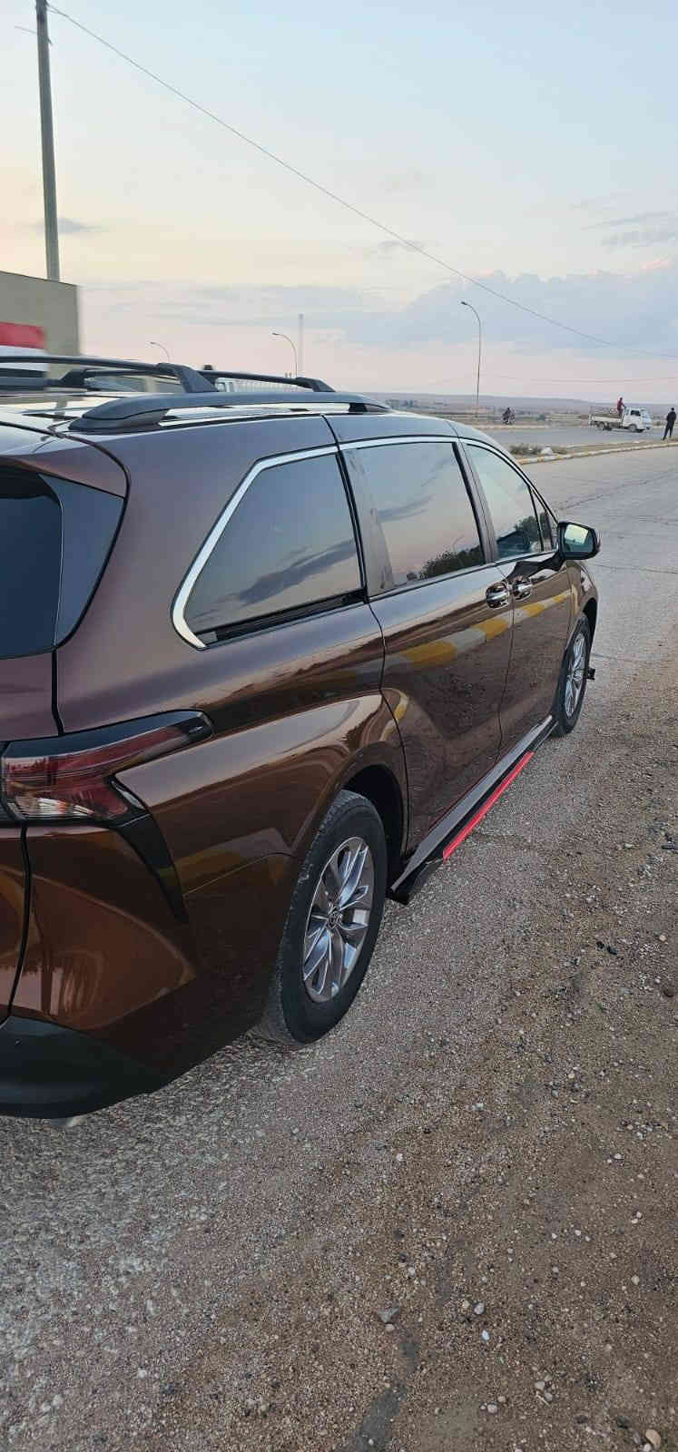 اللهم صل على سيدنا محمد ....
الحلال للبيع موديل ٢٠٢٣ دخول جديد ٧ راكب المرغوب مكفوله من الصبغ والتبديل والشخط والرصعه بيها طخه بدعاميه وطاك ارباك فقط والباقي كفاله من الدعاميه للدعاميه ماشيه ٤٥ فول مواصفات للأخير كل المواصفات بيها رقم بغداد السعر ٣ مكان السياره الانبار الغربيه...***********
